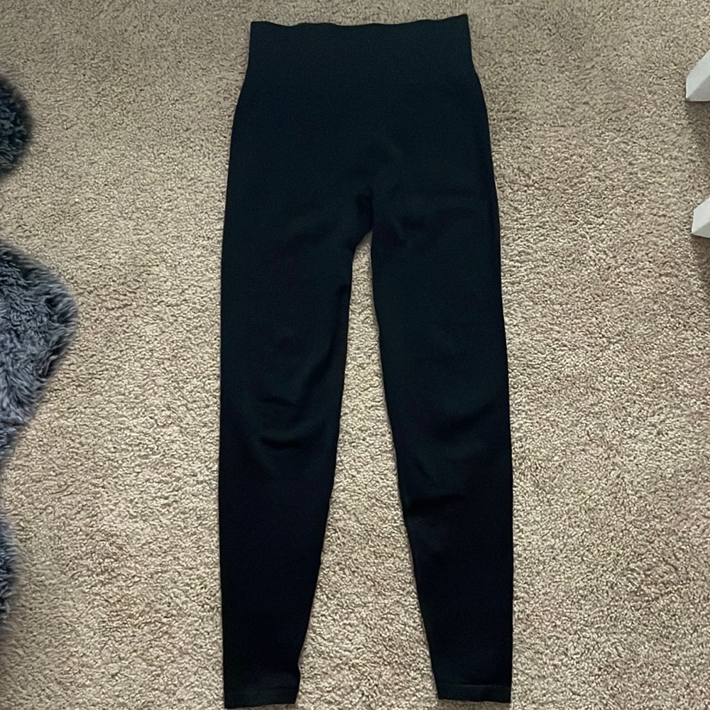 Pink by Victoria Secret leggings